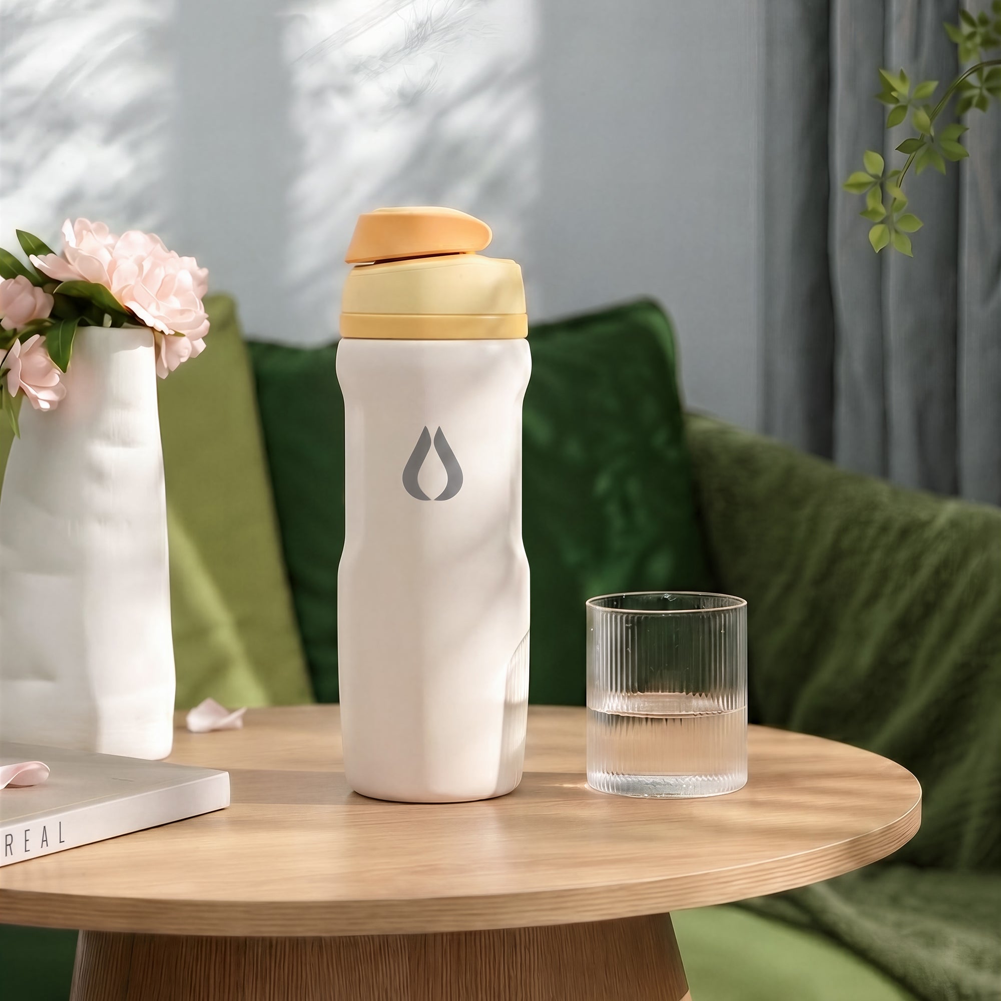 Water Bottle - 770ML - Omnis Honey