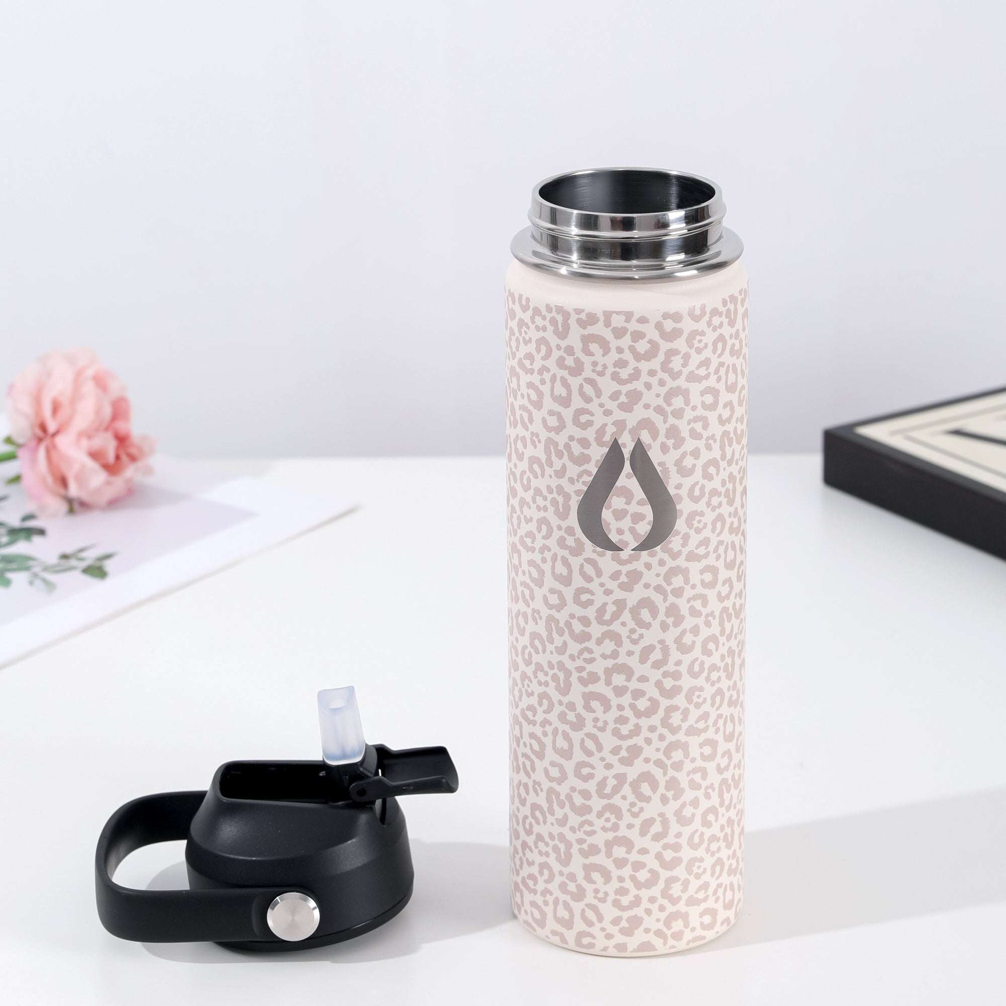 Water Bottle - 650ML - Cream Leopard