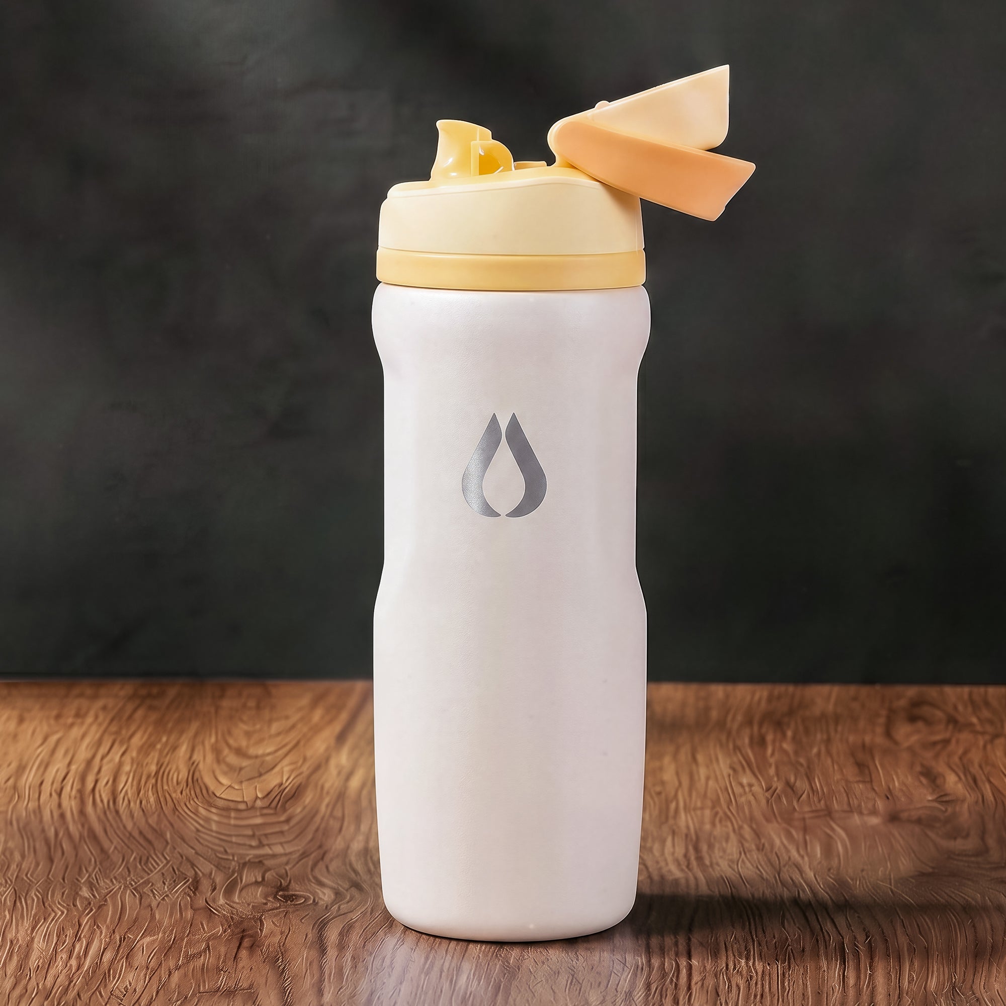 Water Bottle - 770ML - Omnis Honey