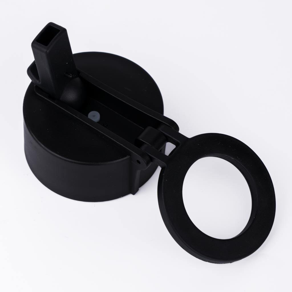 Straw Lid with Mobile Magnet